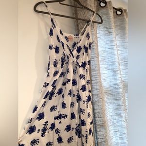 FLORAL MAXI DRESS